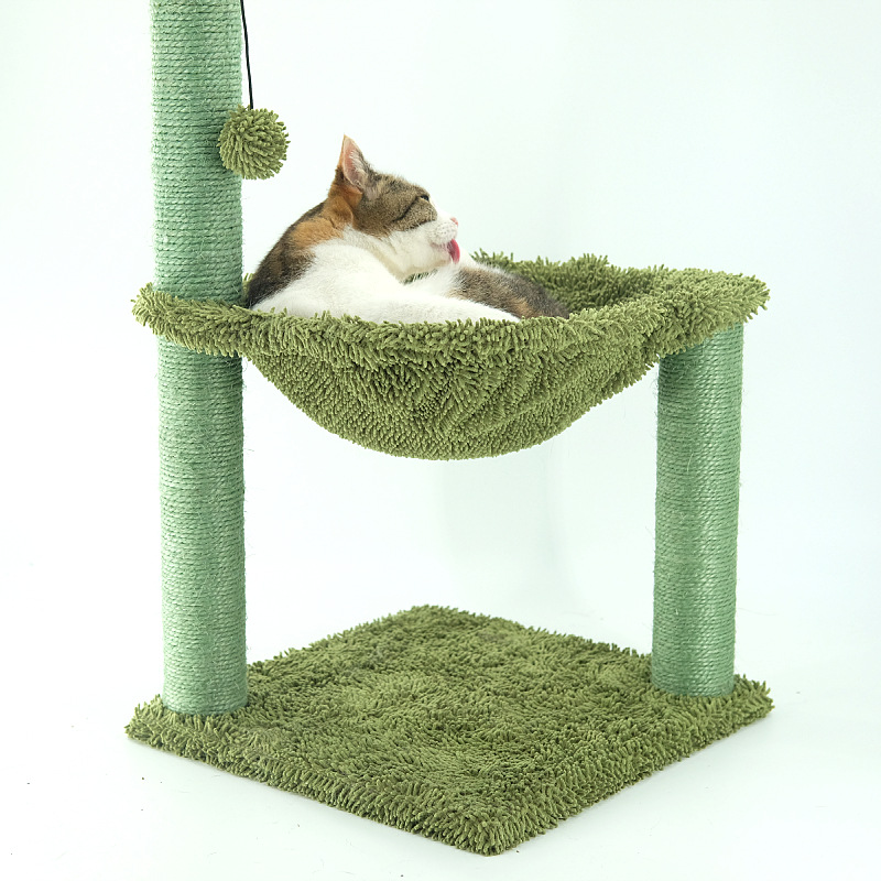 Cat Scratching Post Cactus Cat Scratcher Featuring with 3 Dangling Ball 