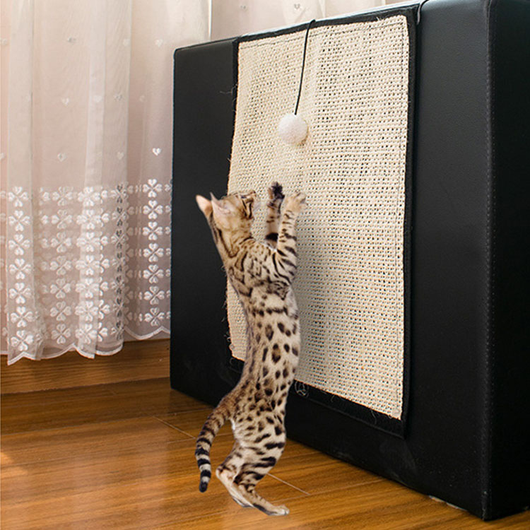 New Wholesale Interactive Cat Scratching Board Catnip Corrugated Paper Cat Scratcher Cardboard